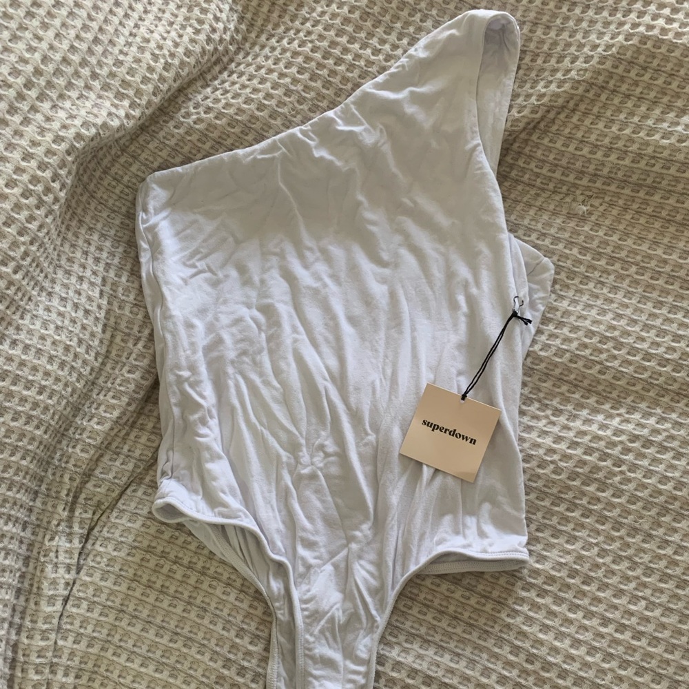 Brand new never worn white one shoulder bodysuit
